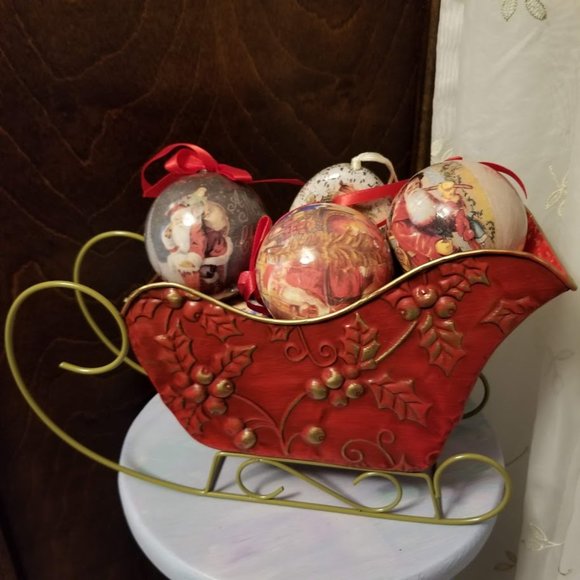 Vintage Style Set of 6 Antique Santa Paper Mache Decoupage Christmas Ornaments - Picture 4 of 15